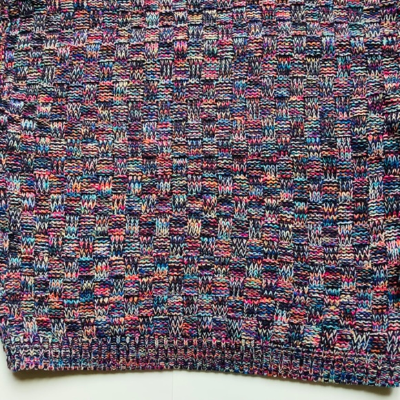 NWT Turtleneck Sweater - Picture 5 of 7